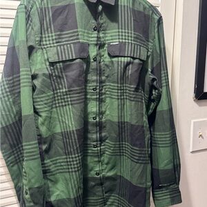 Columbia Green and Black Plaid Casual Button Down Shirt